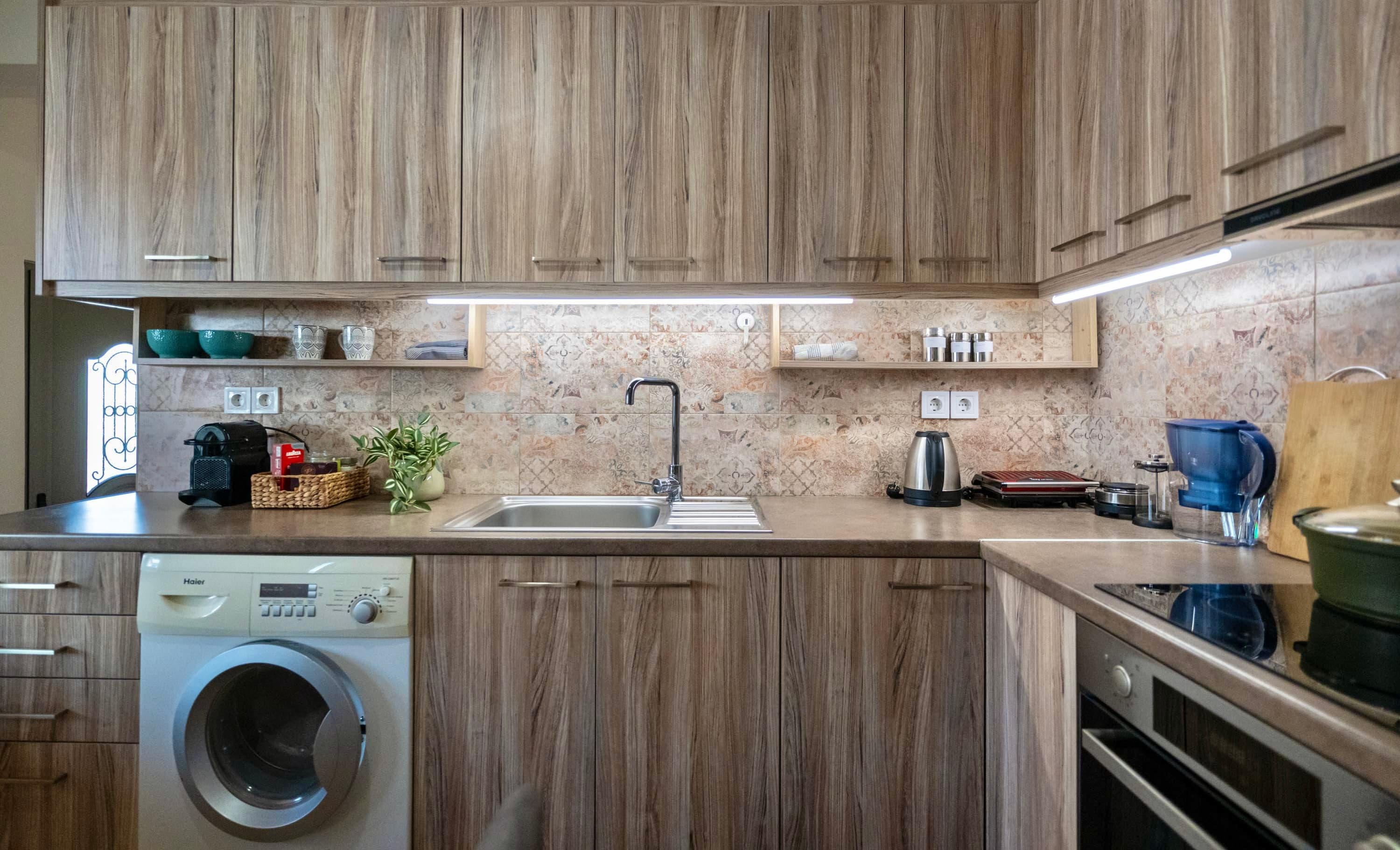 Kitchen — storage and prep